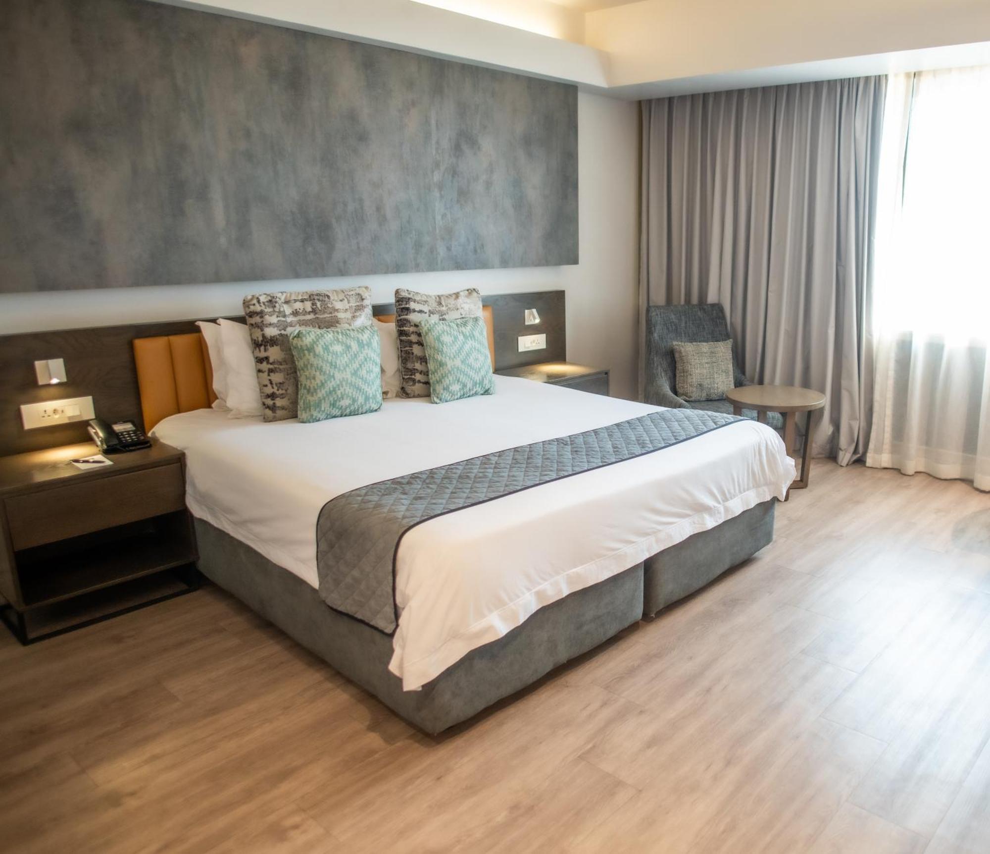הארארה Rainbow Towers Hotel & Conference Centre מראה חיצוני תמונה